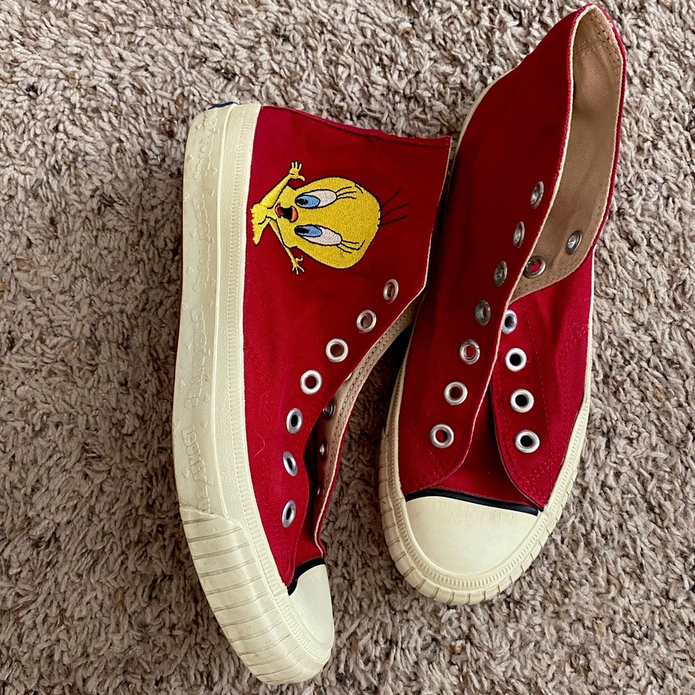 Vintage Looney Tunes High Top Keds - Tweety Bird size 8